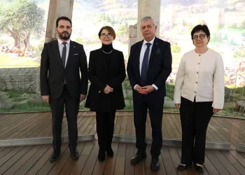 Gürcü Bakan ve dünyaca ünlü piyanist Bolkvadze’den Bursa’da tarihi yolculuk