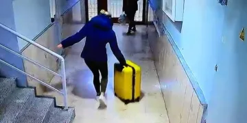 Güllü’nün kızının bavulla çıktığı görüntü ortaya çıktı