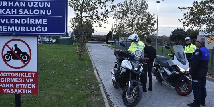 Karacabey Atatürk Kültür Parkı’na motosikletle giriş tamamen yasaklandı