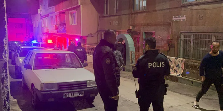 Bursa’da eve yapılan baskında cephanelik çıktı
