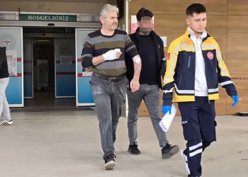 Bursa’da fabrika işçisi elini testereye kaptırdı