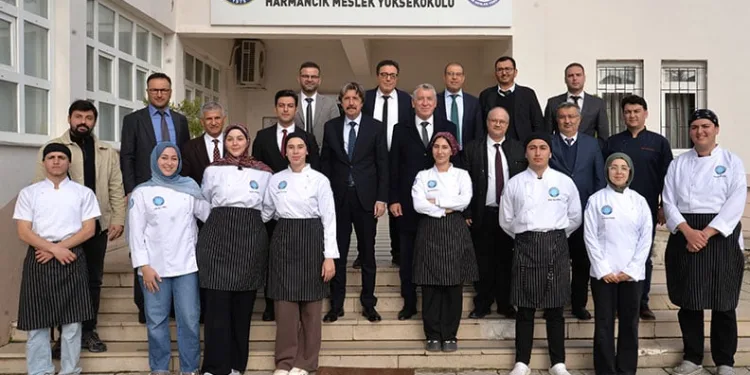 BUÜ yönetiminden Keles ve Harmancık ziyareti