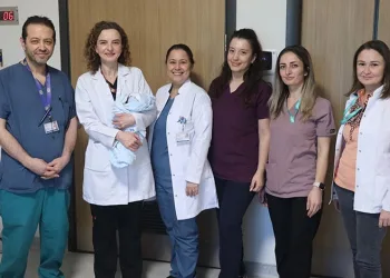 Bursa Şehir Hastanesi Tüp Bebek Merkezi’nde ilk bebek dünyaya geldi