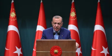 “Muhalefetin iş bilmezliğine bakıp asla umutsuzluğa kapılmayın”
