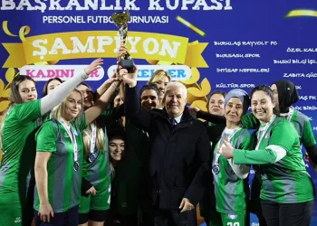 Bursa’da 9. Başkanlık Kupası Personel Futbol Turnuvası’nda şampiyonlar belli oldu