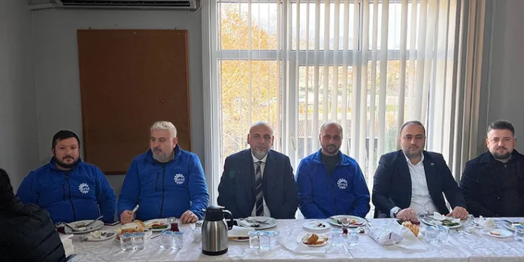 Başkan Aydın’dan Küçük Sanayi Sitesi’nde Esnaf Buluşması