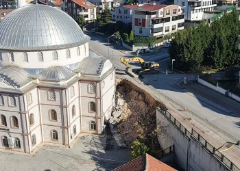 Bursa’da yaşlı kadın 31 öğrencinin hayatını kurtardı