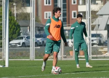 Bursaspor Aliağa FK maçı hazırlıklarına başladı