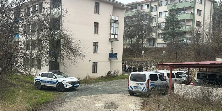 Evinde silahla vurulmuş halde bulunan orman muhafaza memuru öldü