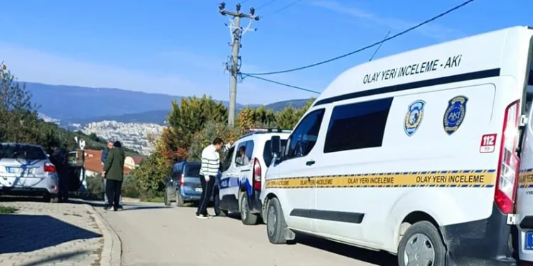 Bursa’da araç içinde fenalaşan sürücü, hayatını kaybetti