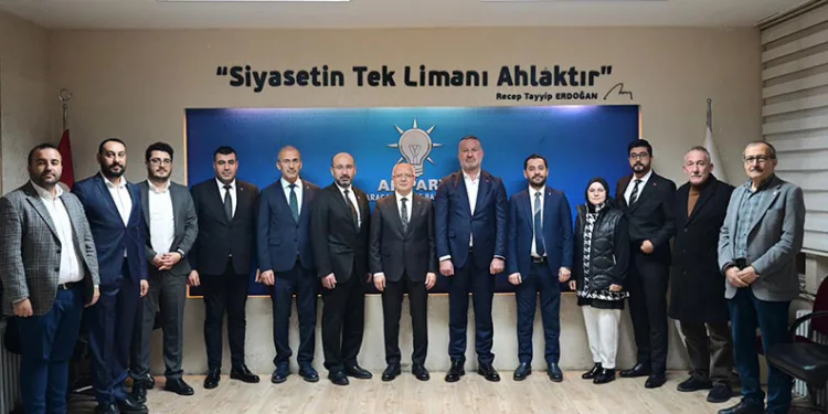 Büyükşehir’deki tutarsız yönetim Bursa’ya zaman kaybettiriyor