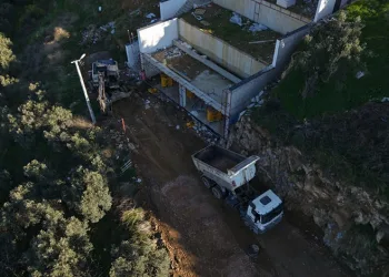 Gemlik’te Yol Çalışmaları Hız Kesmeden Devam Ediyor