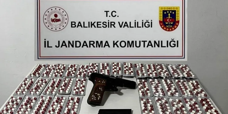 Balıkesir’de 8 ilçede uyuşturucu operasyonu