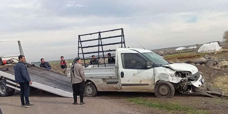 Diyarbakır’da pikap şarampole uçtu: 1 yaralı