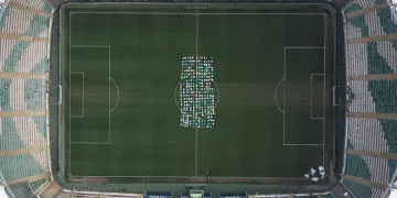 Timsah Arena’da 300 koleksiyonluk formayla dev koreografi