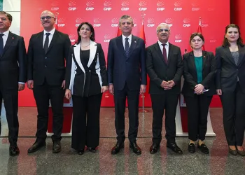 DEM Parti’den CHP’ye ziyaret