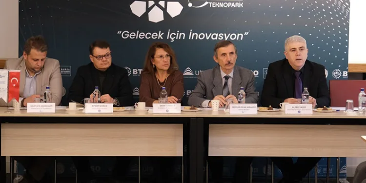 Teknoloji Sahnesi’nde akıllı şehircilik konuşuldu