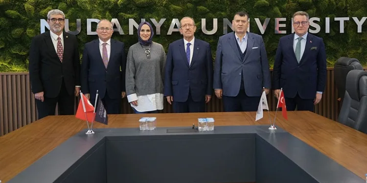Dr. Özkul’dan Mudanya Üniversitesi’nde ‘hayat’ dersi