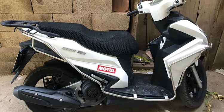 Park halindeki motosiklet çalındı