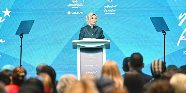 “Kadınlarımız kalkınmanın asli faktörüdür”