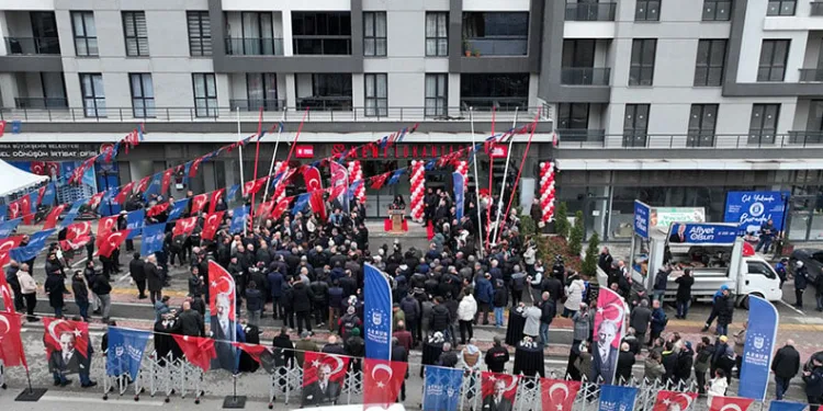 Bursa’da dayanışmanın sofrası büyüyor