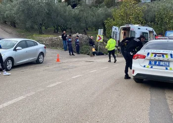Bursa’da bisikletli sürücü faciadan döndü