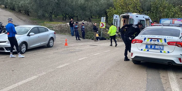 Bursa’da bisikletli sürücü faciadan döndü