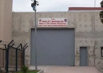 DEM Parti heyeti, İmralı’da Abdullah Öcalan’la görüşüyor