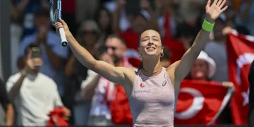 Zeynep Sönmez’den bir ilk!