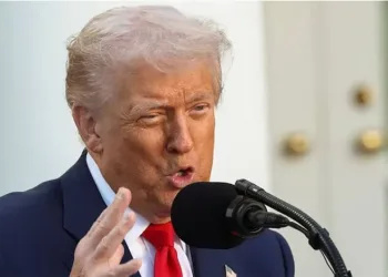 Trump’tan peş peşe yeni tehditler