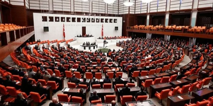 Meclis’te tansiyon yükseldi