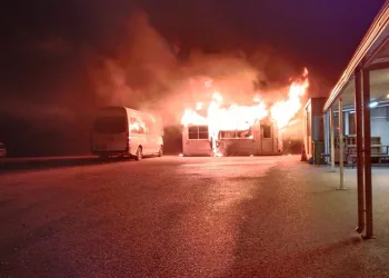 Mudanya’da minibüs duraklarında yangın paniği
