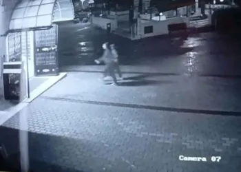 Bursa’da eşi tarafından darp edilen kadın camiye sığındı