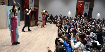 Karacabey Belediyesi’nden çocuklara unutulmaz sömestr şöleni