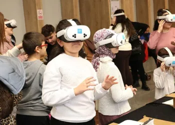 Osmangazi Belediyesi sömestr tatilinde çocukları bilimle buluşturdu