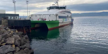 Bursa’da otomobil tıra çarptı: 1 yaralı