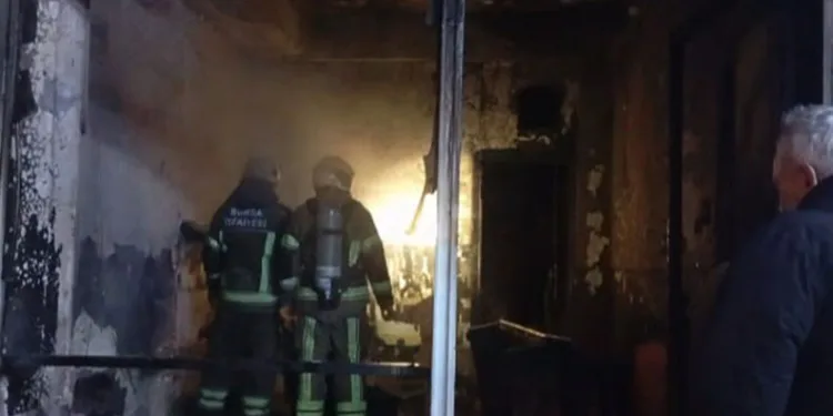 Bursa’da çay ocağında gece yarısı yangın