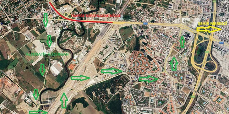 Güneşi gören kardan adam eriyip kaldırımda devrildi