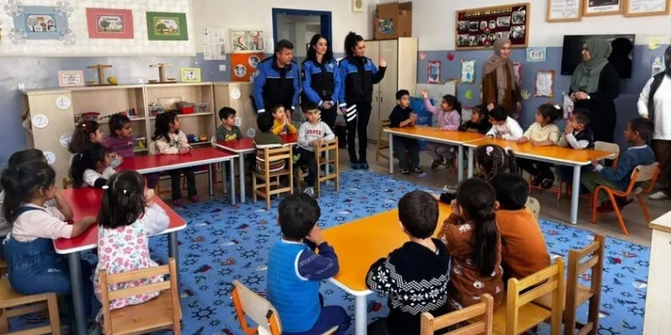 Kütahya’da kaçakçılığa darbe, 3 şüpheli gözaltına alındı