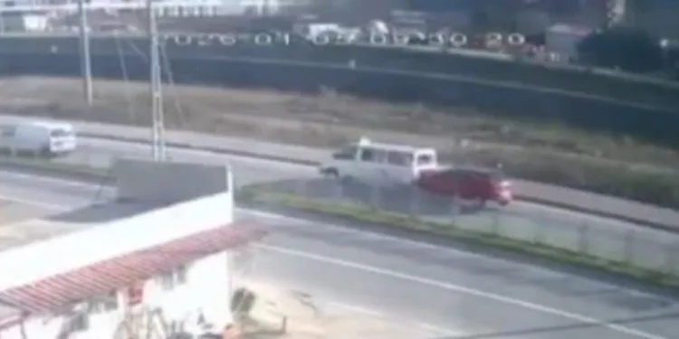Kütahya’da kaçakçılığa darbe, 3 şüpheli gözaltına alındı