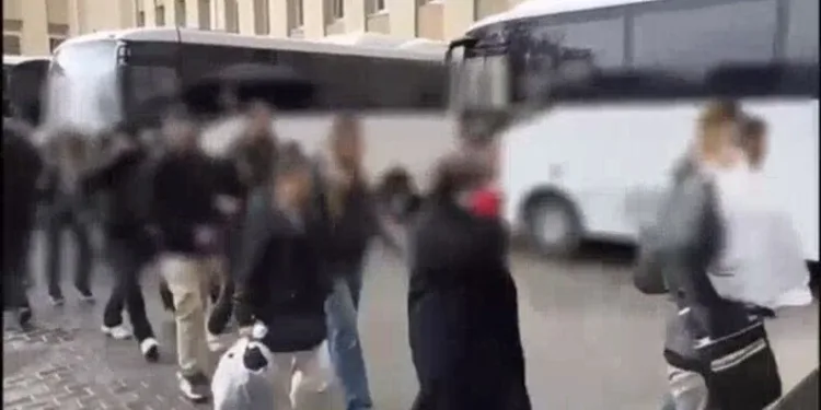 Kocaeli’de ev yangını