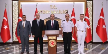 Kocaeli’de ev yangını