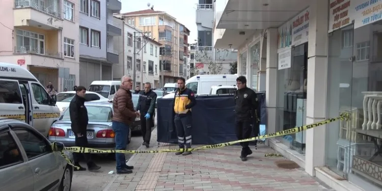 Kocaeli’de ev yangını
