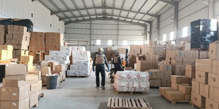 Kocaeli’de ev yangını