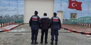 Kocaeli’de ev yangını