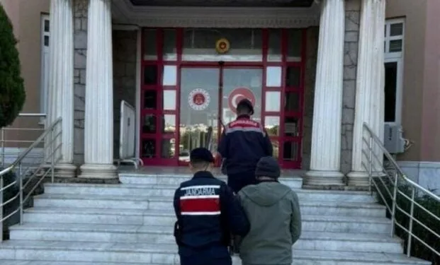Fatih’te önce iş yerlerine ateş açtılar sonra polise silah doğrulttular