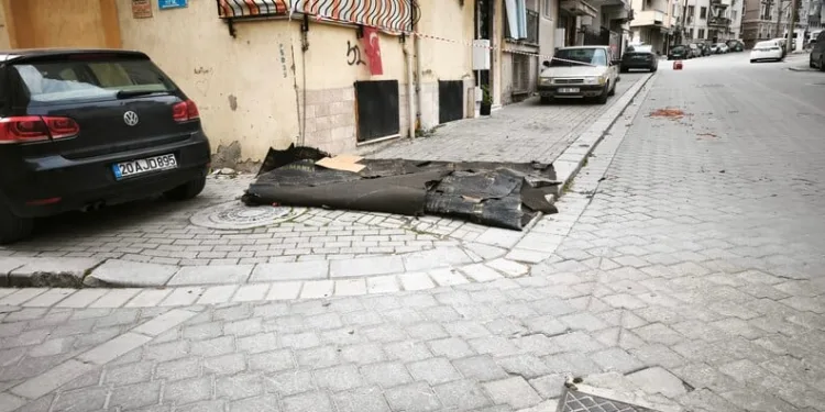 Fatih’te önce iş yerlerine ateş açtılar sonra polise silah doğrulttular