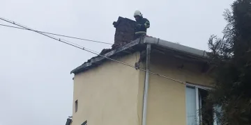 Fatih’te önce iş yerlerine ateş açtılar sonra polise silah doğrulttular