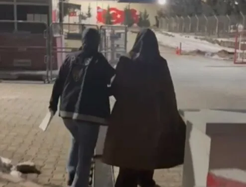 Fatih’te önce iş yerlerine ateş açtılar sonra polise silah doğrulttular