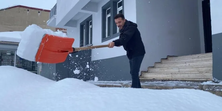 Elazığ’a bilek güreşinde 3 madalya